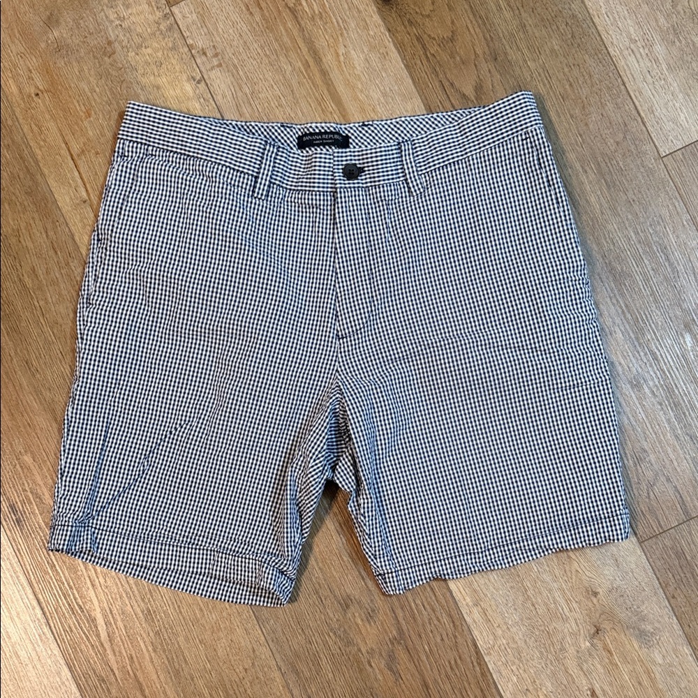 Banana Republic Men’s Gingham Shorts - Navy and White